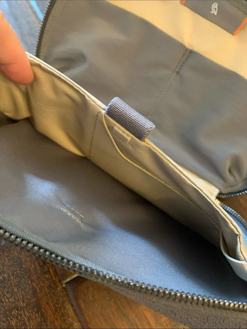 Bellroy this zippered